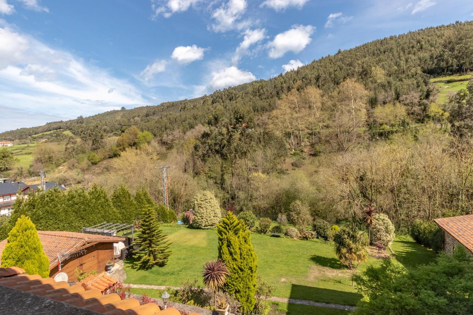 43B Nature With Parking By Aston Rentals Otañes Exteriör bild